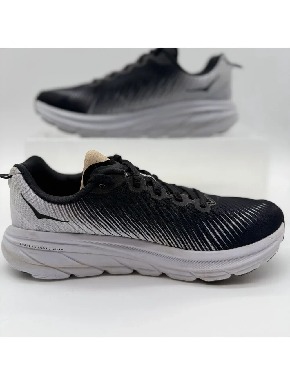 Hoka One One Women's Rincon 3 Black/White 1119396/BWHT Running Shoes - Size 7.5B